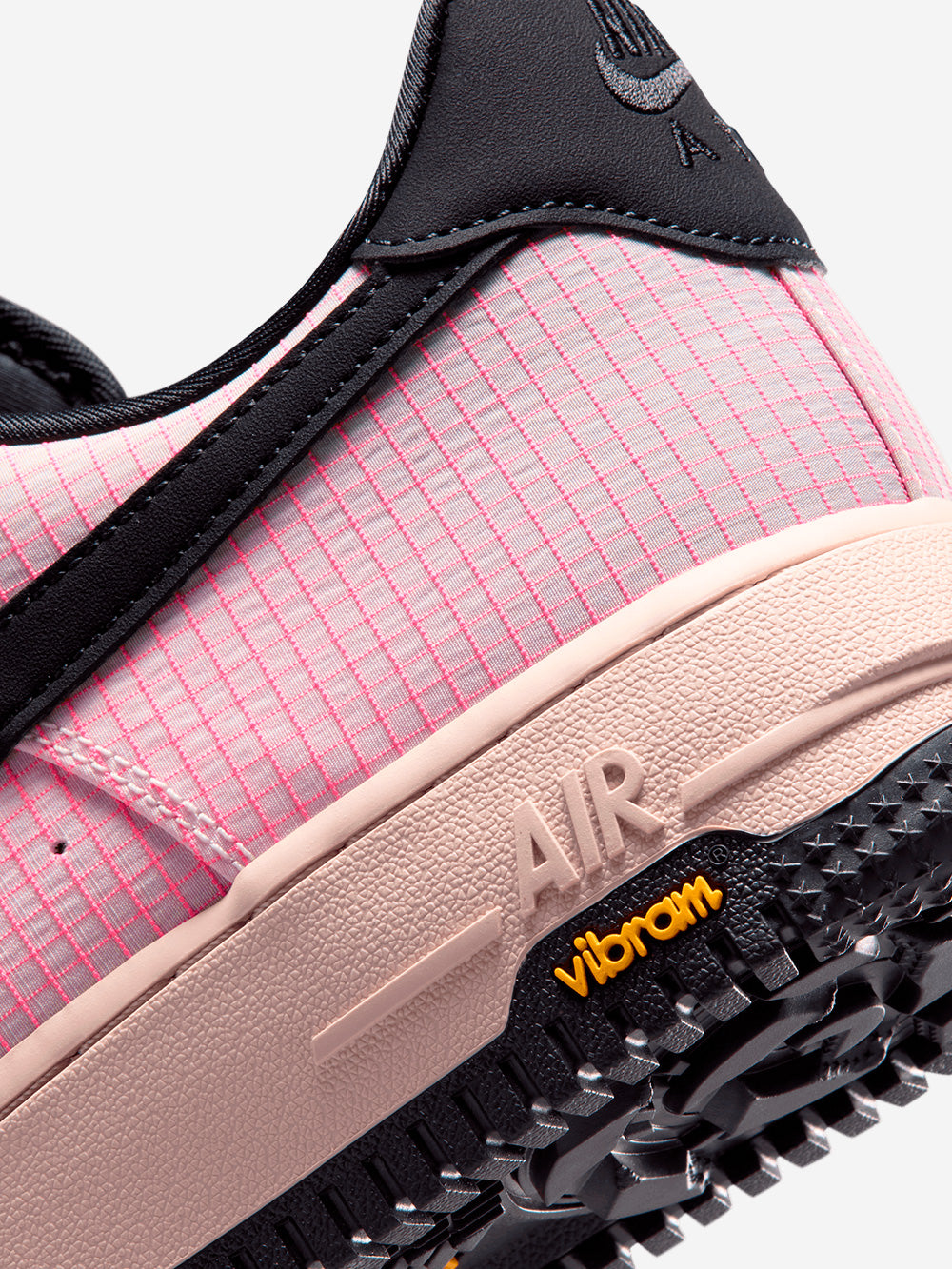 NIKE Air Force 1 '07 LX Vibram rosa 'Silt Red' Rosa Urbanstaroma