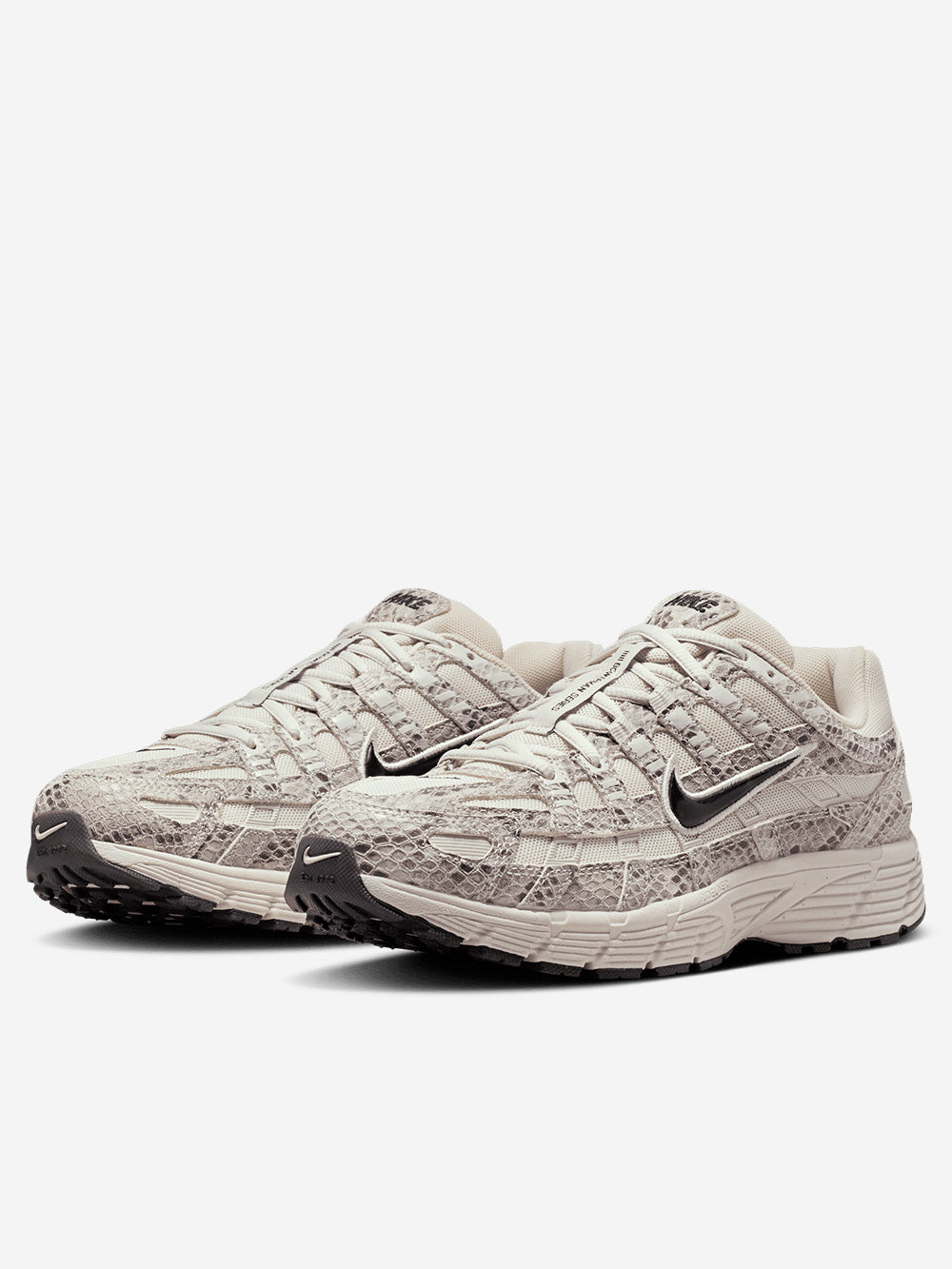NIKE W P-6000 SE 'Light Bone' con stampa pitonata avorio Urbanstaroma