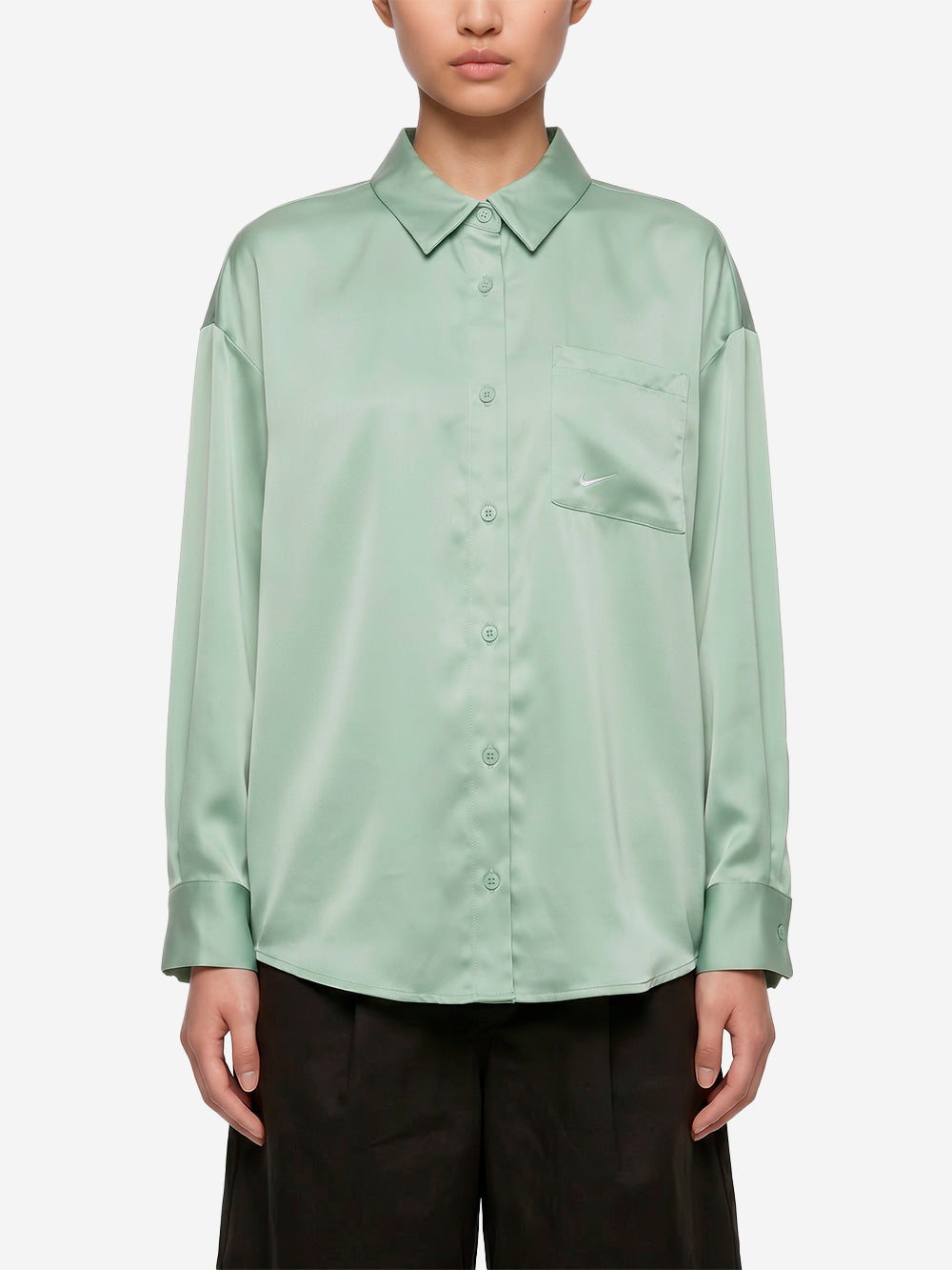 NIKE Camicia oversize satinata verde chiaro con piping Salvia Urbanstaroma