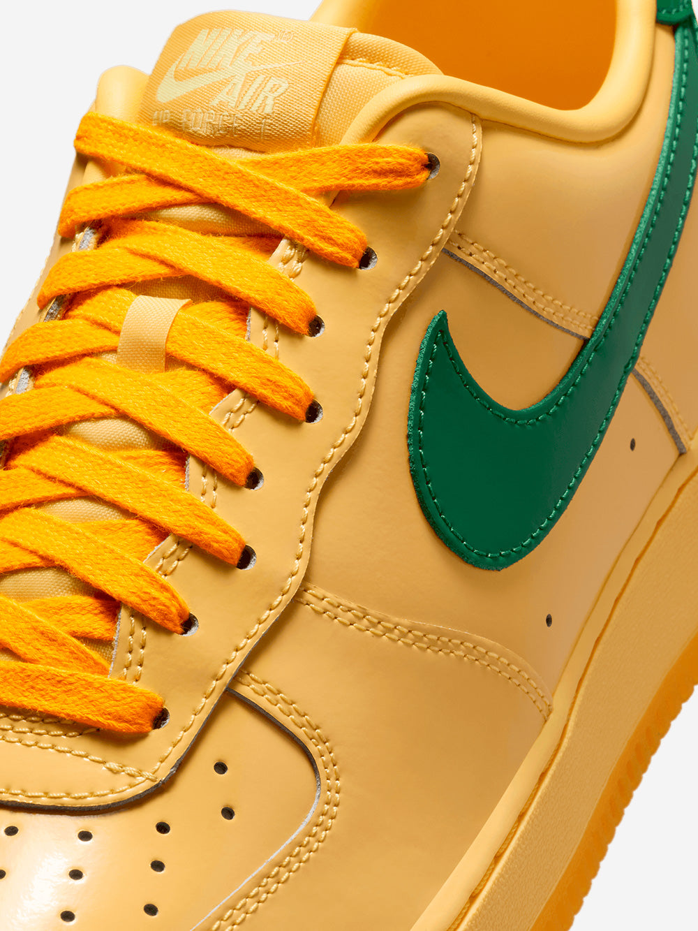 NIKE Air Force 1 Low Patent Leather QS 'Topaz Gold Light Laser Orange' Giallo Urbanstaroma