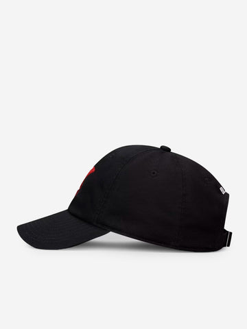 JORDAN Cappellino con visiera curva e grafica 'Banned' Nera rossa