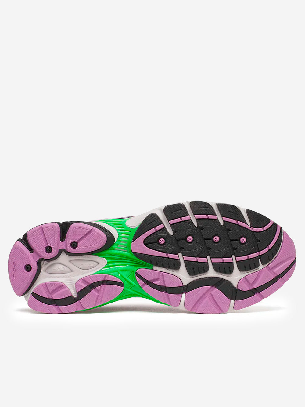 SAUCONY ProGrid Omni 9 TMY 'Smoky Grape' Fucsia Urbanstaroma
