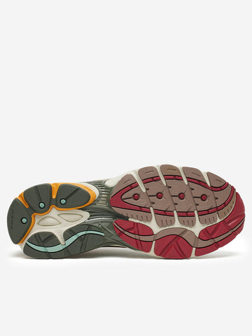 SAUCONY ProGrid Omni 9 'Sportsman's Paradise' x Politics Multicolor