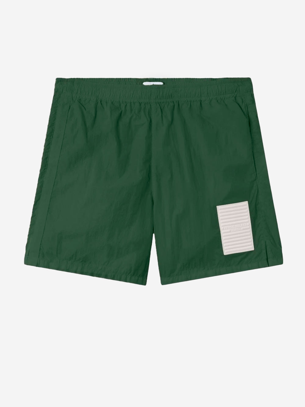 STONE ISLAND Pantaloncini verdi a gamba larga 'Marina' in nylon con patch riflettente Verde Urbanstaroma