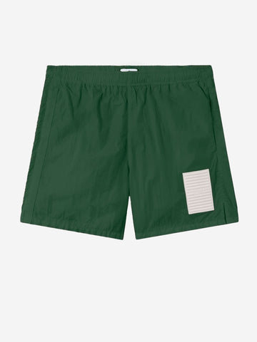 STONE ISLAND Pantaloncini verdi a gamba larga 'Marina' in nylon con patch riflettente Verde