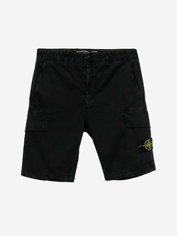 STONE ISLAND Shorts cargo neri slim con cuciture asimmetriche ed effetto old Nero