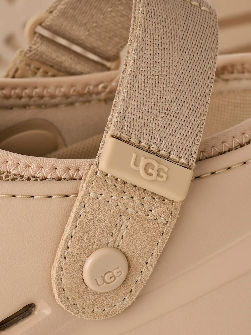 UGG M Peakmod sabot con cinturino 'Dark Sand' Urbanstaroma