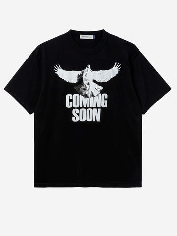 UNDERCOVER T-Shirt nera con grafica 'Coming Soon' Nero