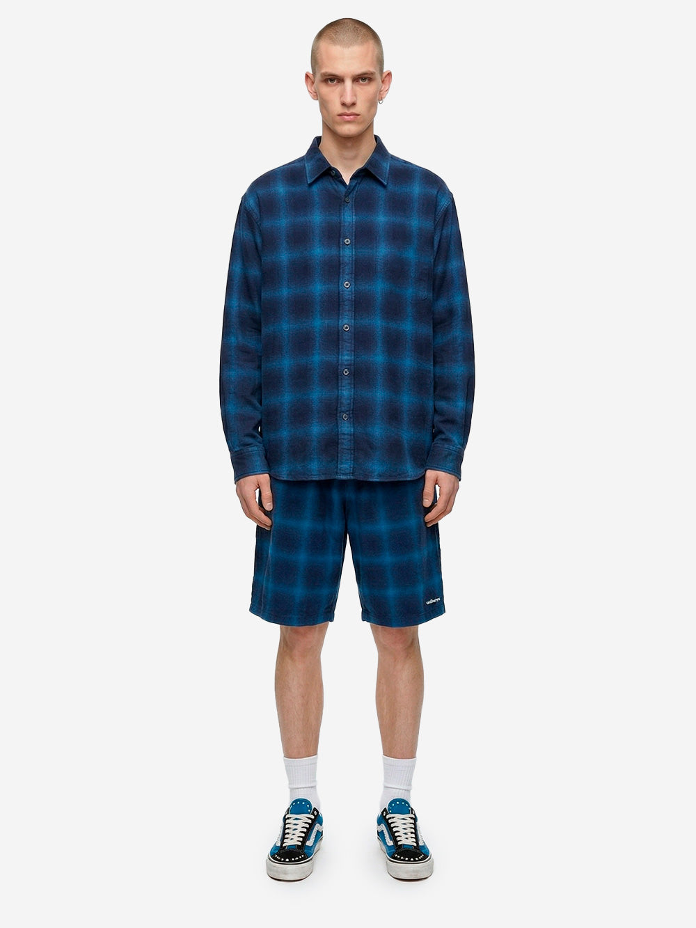 UNIFORM EXPERIMENT Shorts a quadri indigo Blu nero Urbanstaroma