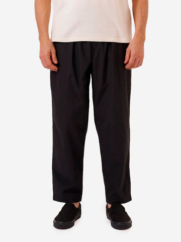UNIVERSAL WORKS Pantaloni neri con piega frontale e coulisse Nero