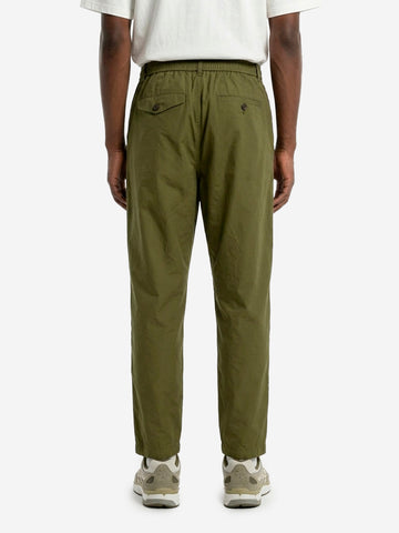 UNIVERSAL WORKS Pantaloni verdi con piega frontale e coulisse Verde Oliva