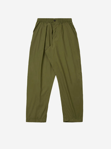 UNIVERSAL WORKS Pantaloni verdi con piega frontale e coulisse Verde Oliva