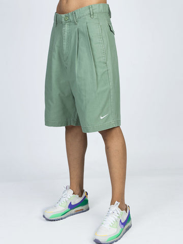 NIKE Shorts Chino con pinces Verde