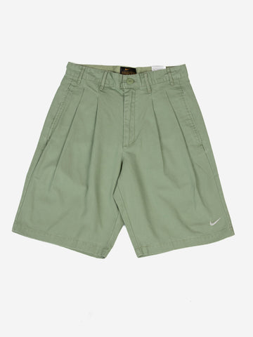 NIKE Shorts Chino con pinces Verde