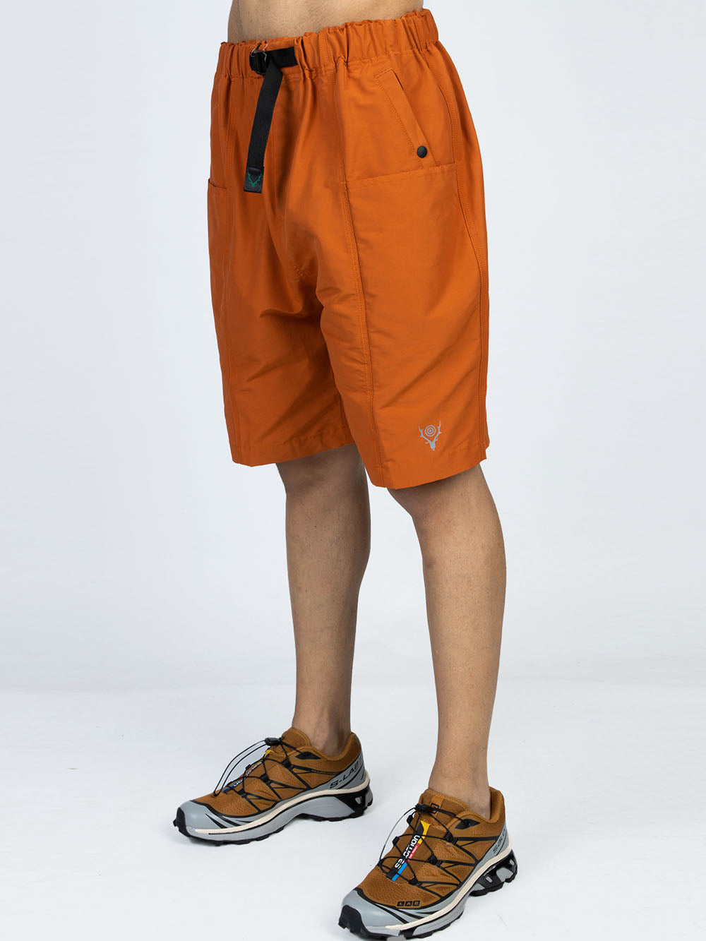SOUTH2 WEST8 Shorts in grosgrain con cintura arancione Urbanstaroma