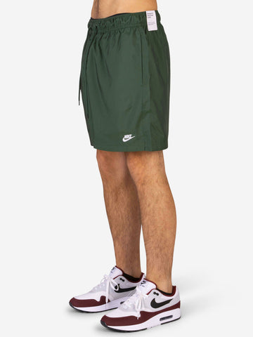 NIKE Shorts Nike Club Verde